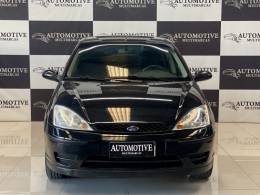 FORD - FOCUS - 2007/2008 - Preta - R$ 25.900,00