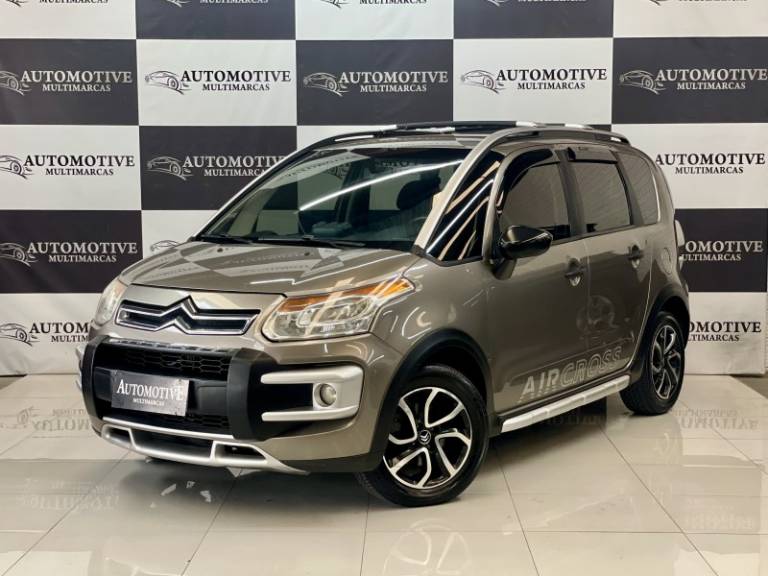 CITROËN - AIRCROSS - 2010/2011 - Cinza - R$ 34.900,00