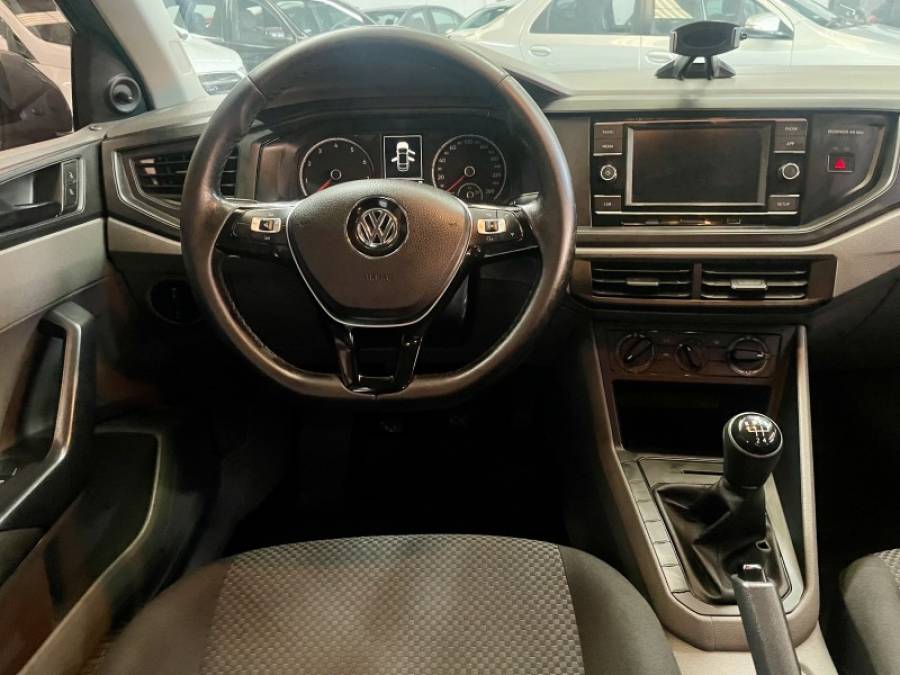 VOLKSWAGEN - VIRTUS - 2018/2018 - Cinza - R$ 65.900,00