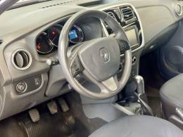 RENAULT - SANDERO - 2014/2015 - Vermelha - R$ 43.900,00