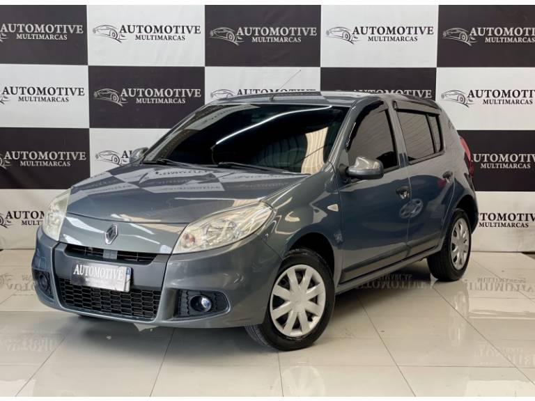 RENAULT - SANDERO - 2013/2013 - Prata - R$ 33.900,00