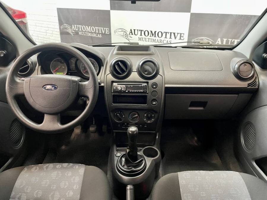 FORD - FIESTA - 2013/2013 - Branca - R$ 31.900,00