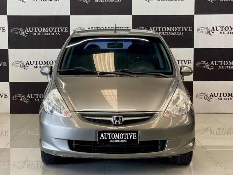 HONDA - FIT - 2007/2008 - Cinza - R$ 35.900,00