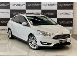 FORD - FOCUS - 2017/2017 - Branca - R$ 71.900,00