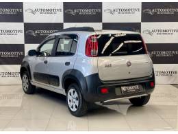 FIAT - UNO - 2011/2012 - Prata - R$ 31.900,00