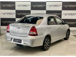 TOYOTA - ETIOS - 2018/2018 - Prata - R$ 67.800,00