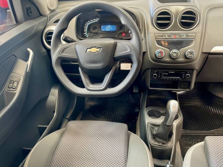 CHEVROLET - MONTANA - 2013/2014 - Vermelha - R$ 42.900,00