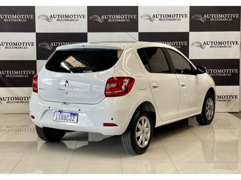 RENAULT - SANDERO - 2016/2017 - Branca - R$ 41.900,00