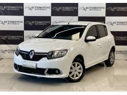 RENAULT - SANDERO - 2016/2017 - Branca - R$ 41.900,00