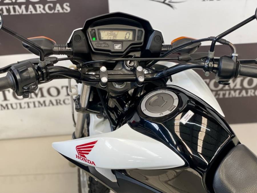 HONDA - NXR 160 - 2017/2017 - Branca - R$ 14.900,00