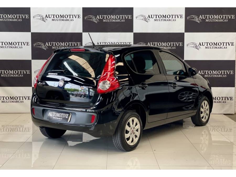 FIAT - PALIO - 2011/2012 - Preta - R$ 30.900,00