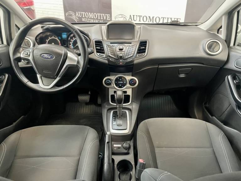 FORD - FIESTA - 2014/2014 - Branca - R$ 42.900,00