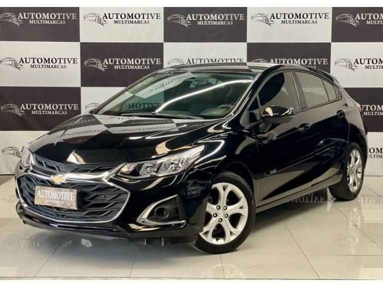 CHEVROLET - CRUZE - 2021/2022 - Preta - R$ 108.900,00