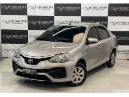 TOYOTA - ETIOS - 2018/2018 - Prata - R$ 62.900,00