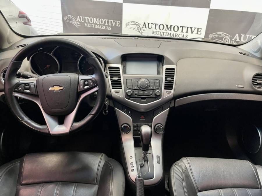 CHEVROLET - CRUZE - 2013/2013 - Preta - R$ 49.900,00