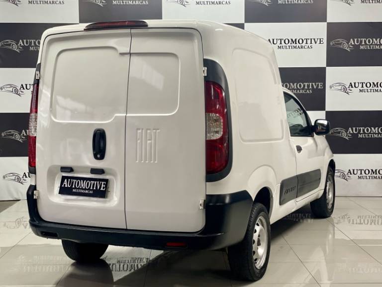 FIAT - FIORINO - 2017/2017 - Branca - R$ 59.900,00