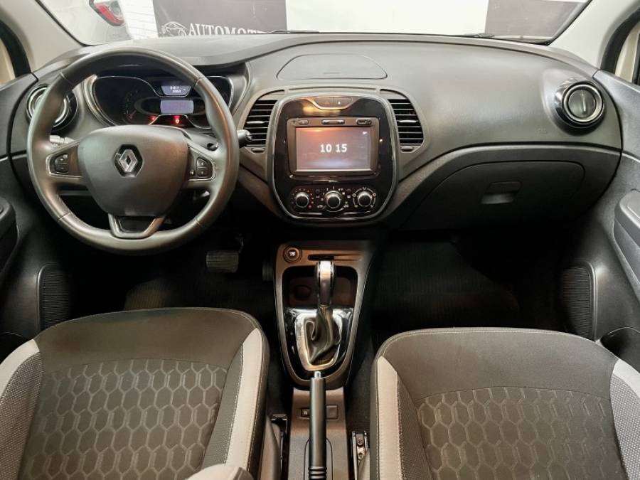 RENAULT - CAPTUR - 2017/2018 - Branca - R$ 72.900,00