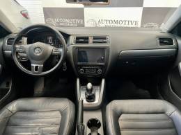 VOLKSWAGEN - JETTA - 2012/2012 - Prata - R$ 69.900,00