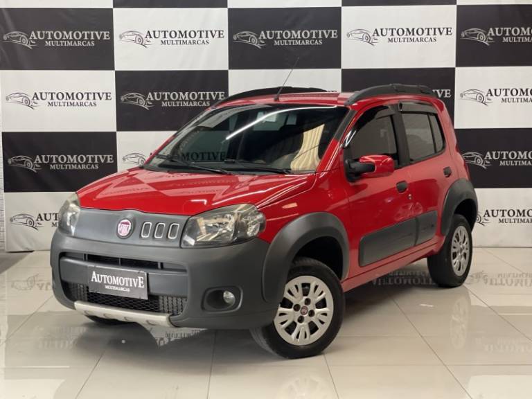 FIAT - UNO - 2013/2014 - Vermelha - R$ 33.900,00