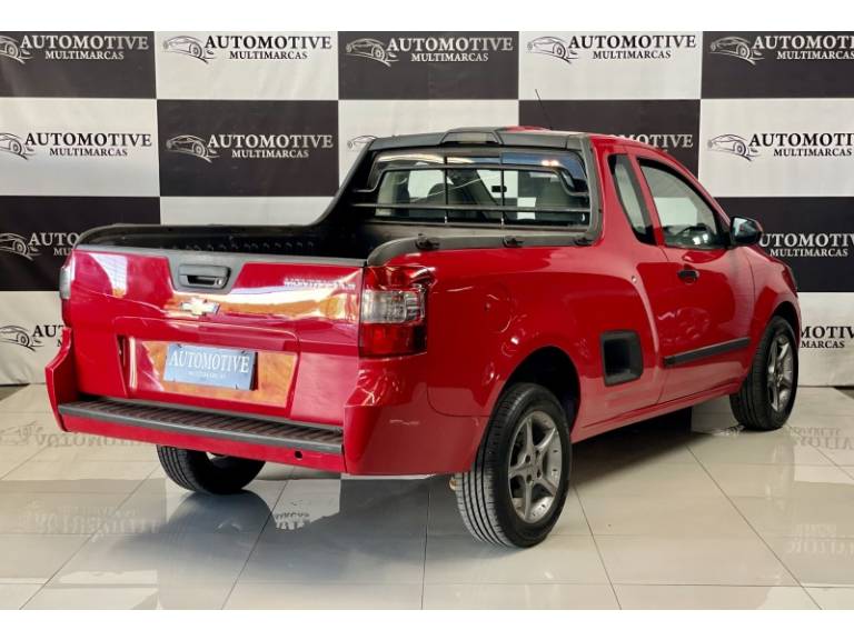 CHEVROLET - MONTANA - 2013/2014 - Vermelha - R$ 44.900,00