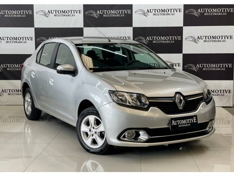 RENAULT - LOGAN - 2014/2015 - Prata - R$ 39.900,00