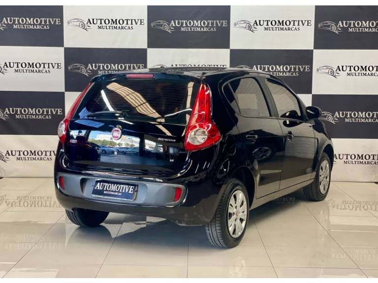 FIAT - PALIO - 2013/2014 - Preta - R$ 37.900,00