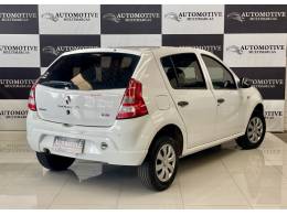 RENAULT - SANDERO - 2012/2012 - Branca - R$ 27.900,00