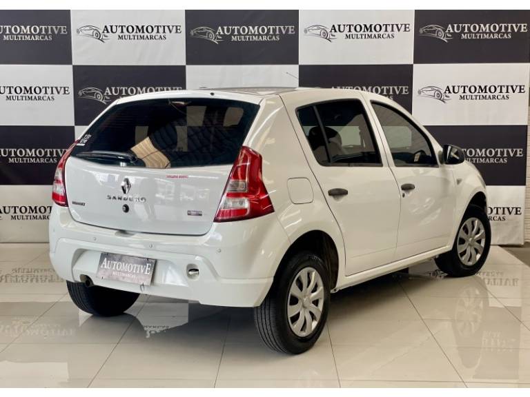 RENAULT - SANDERO - 2012/2012 - Branca - R$ 27.900,00