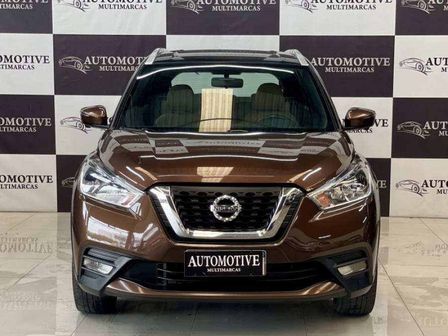 NISSAN - KICKS - 2018/2019 - Marrom - R$ 90.900,00