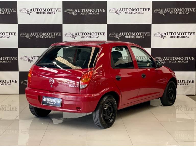 CHEVROLET - CELTA - 2004/2004 - Vermelha - R$ 13.900,00