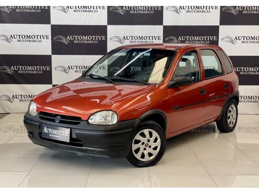 CHEVROLET - CORSA - 1996/2007 - Laranja - R$ 14.900,00