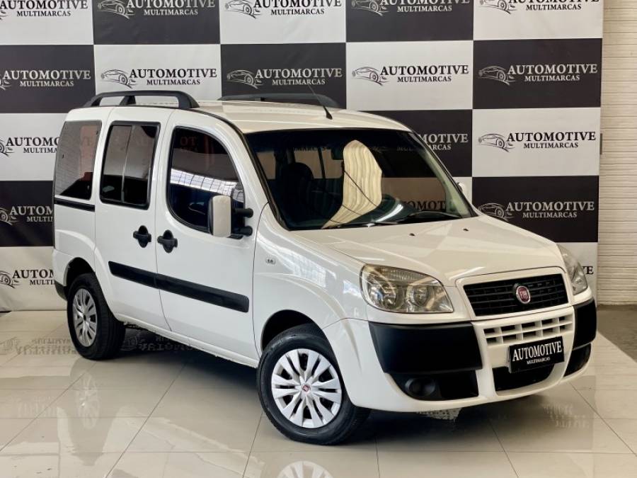 FIAT - DOBLÓ - 2014/2015 - Branca - R$ 52.900,00