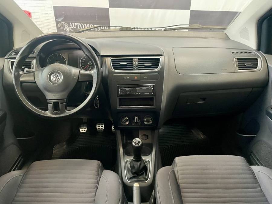 VOLKSWAGEN - CROSSFOX - 2011/2012 - Azul - R$ 43.900,00