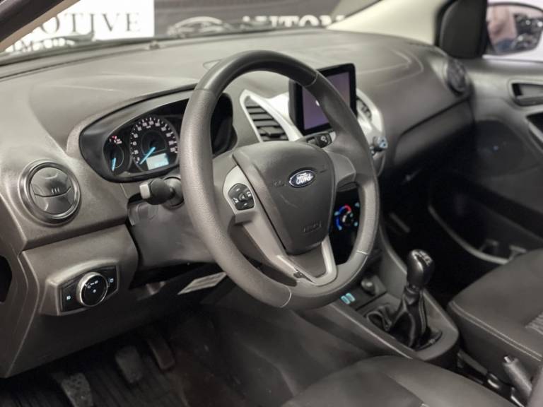 FORD - KA - 2018/2019 - Vermelha - R$ 47.900,00