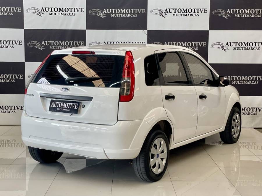 FORD - FIESTA - 2013/2013 - Branca - R$ 31.900,00