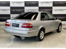 TOYOTA - COROLLA - 2001/2002 - Prata - R$ 27.900,00