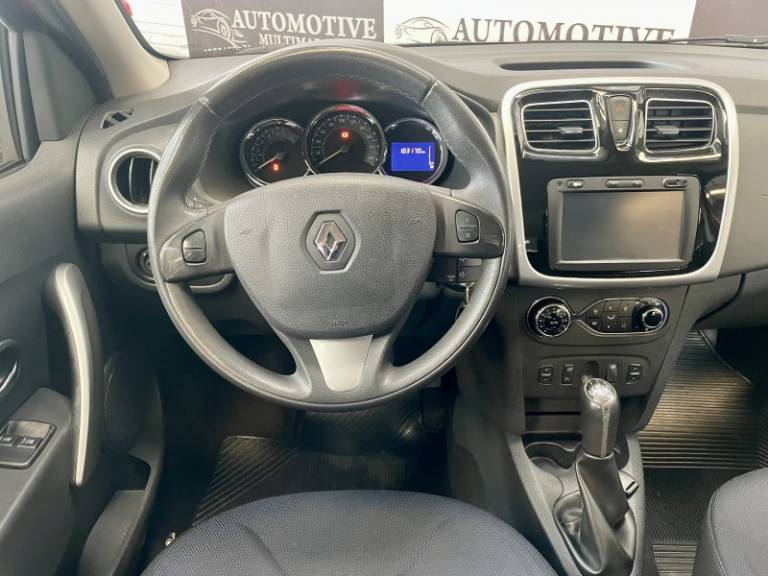 RENAULT - SANDERO - 2014/2015 - Vermelha - R$ 43.900,00