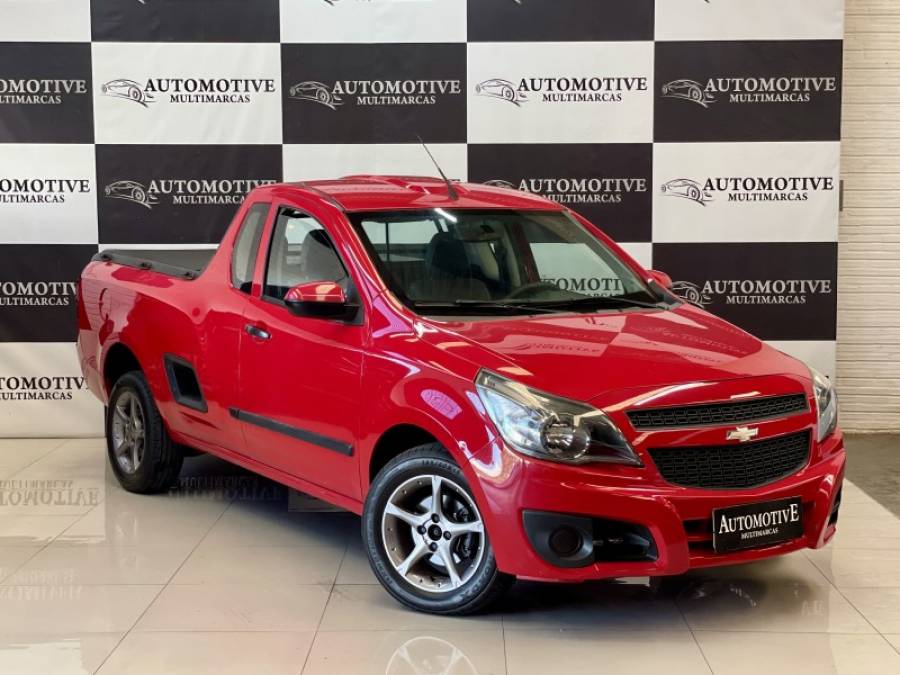 CHEVROLET - MONTANA - 2013/2014 - Vermelha - R$ 42.900,00