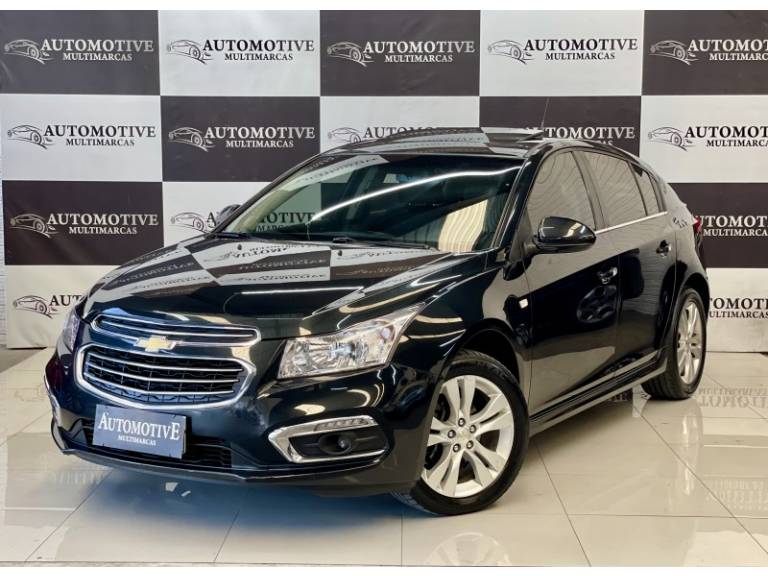 CHEVROLET - CRUZE - 2015/2015 - Preta - R$ 71.900,00