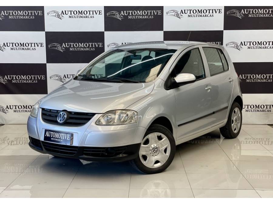 VOLKSWAGEN - FOX - 2009/2010 - Prata - R$ 25.900,00