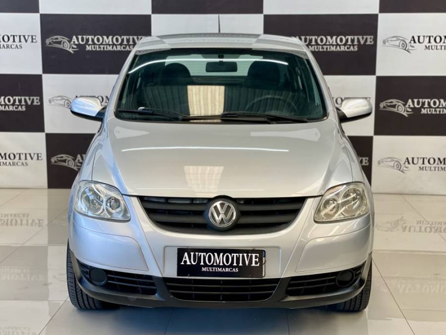 VOLKSWAGEN - FOX - 2009/2010 - Prata - R$ 25.900,00