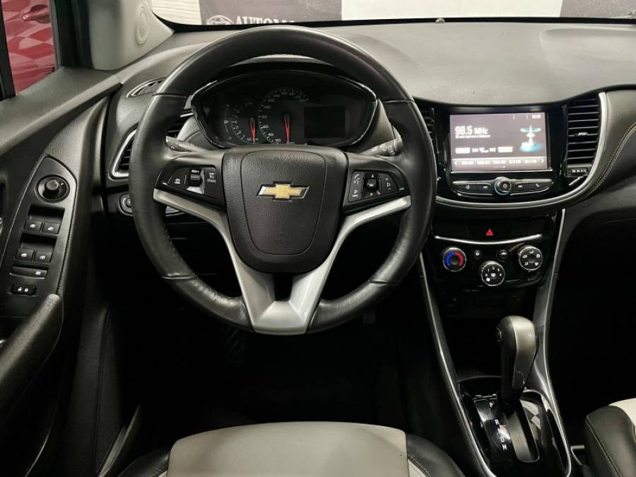 CHEVROLET - TRACKER - 2017/2017 - Branca - R$ 87.900,00