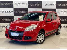 RENAULT - SANDERO - 2011/2012 - Vermelha - R$ 29.900,00