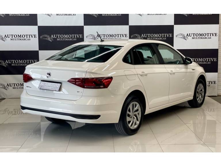 VOLKSWAGEN - VIRTUS - 2018/2019 - Branca - R$ 69.900,00