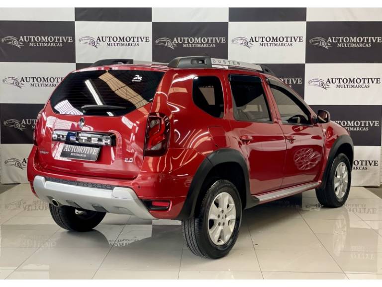 RENAULT - DUSTER - 2015/2016 - Vermelha - R$ 62.900,00