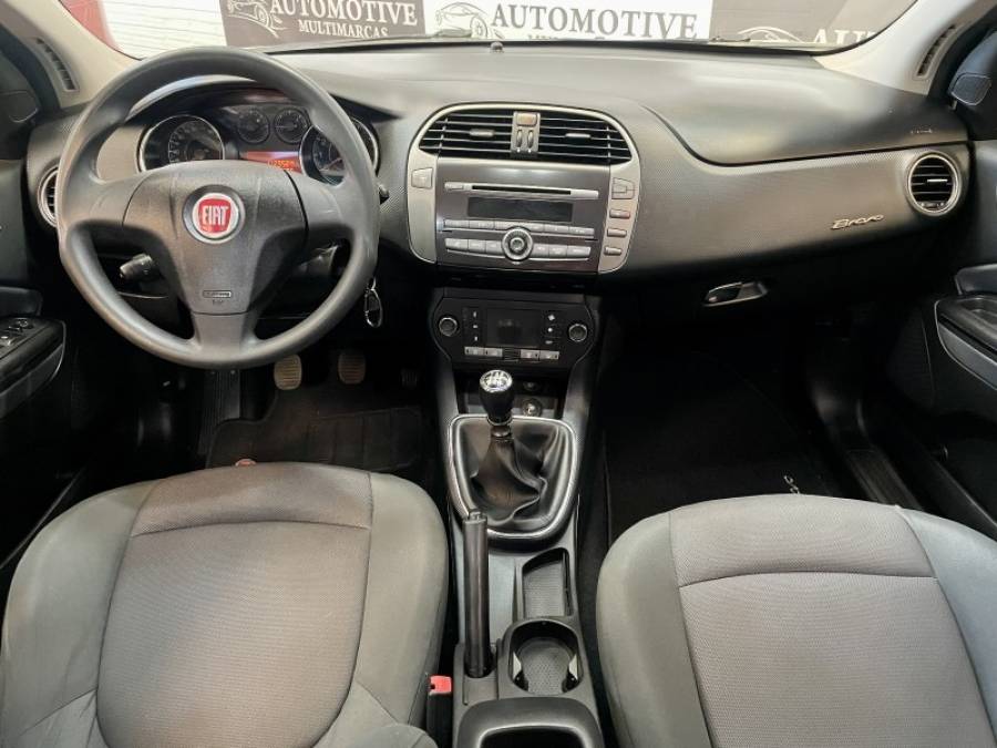 FIAT - BRAVO - 2011/2012 - Bege - R$ 36.900,00