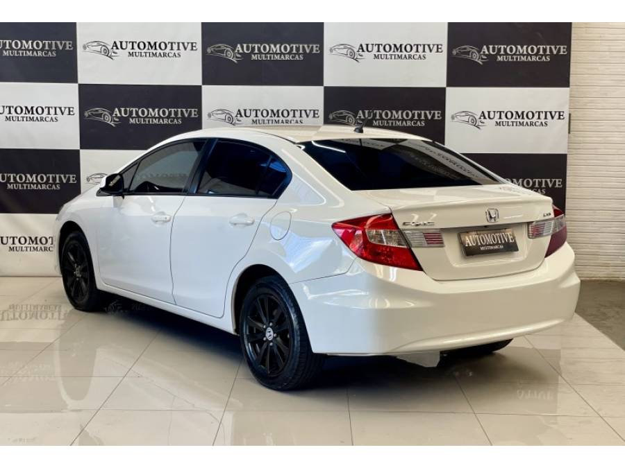 HONDA - CIVIC - 2013/2014 - Branca - R$ 69.900,00