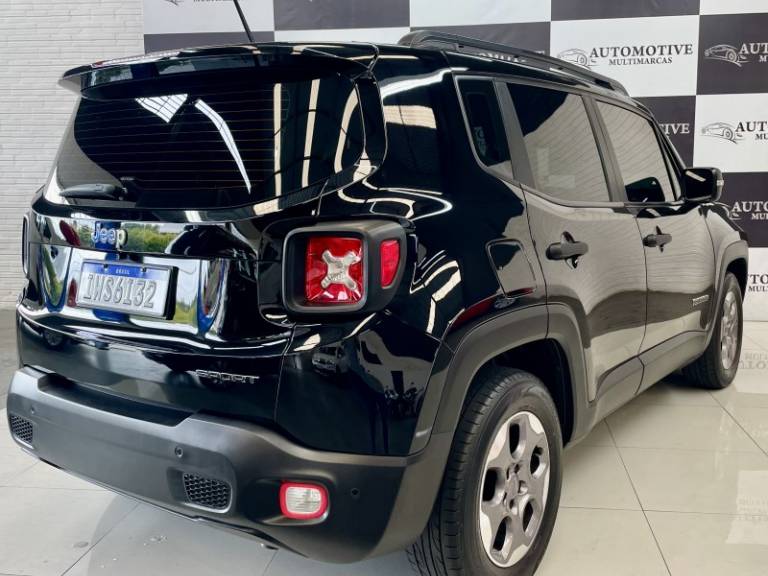 JEEP - RENEGADE - 2015/2016 - Preta - R$ 67.900,00