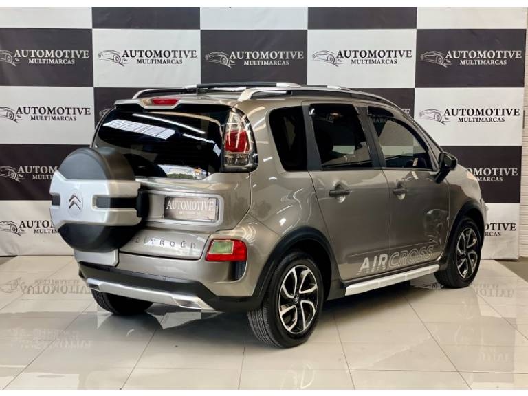 CITROËN - AIRCROSS - 2010/2011 - Cinza - R$ 34.900,00