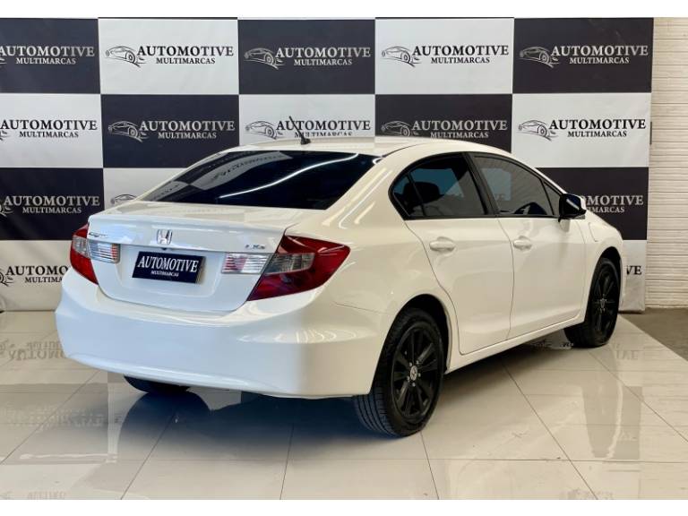 HONDA - CIVIC - 2013/2014 - Branca - R$ 69.900,00